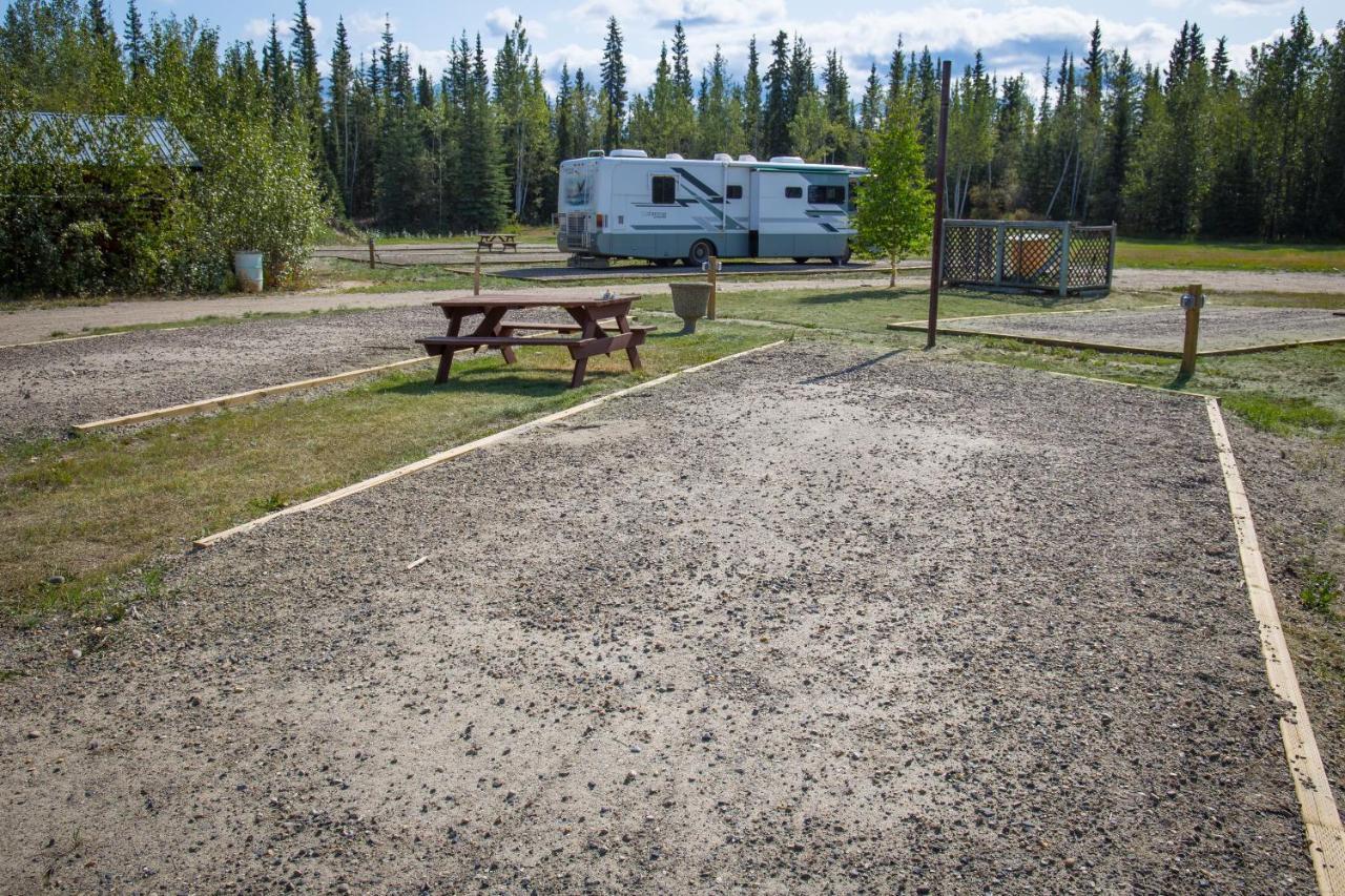 Bedrock Motel Mayo Landing Exteriér fotografie